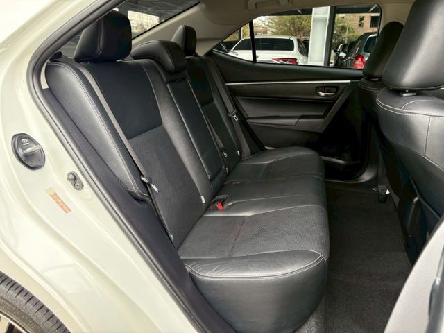 ★SUM模範店認證車　 　　　  ★熱門四門轎車款　　　　　★里程保證★IKEY免持鑰匙　　　★多功能數位影音★倒車影像  第12張相片