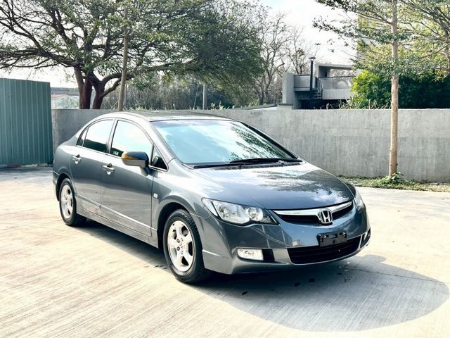 ★SUM模範店認證車　 　　　 ★熱門四門代步車　　　　　★里程保證★電動後視鏡　　　★保養便宜★好開耐操  第11張相片