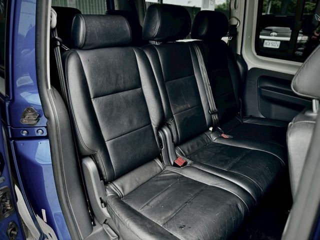 ★SUM模範店家★專業認證　★熱門休旅車款★里程保證　　★稀有7人座★渦輪增壓　　　★空間超級大★稅金便宜  第11張相片