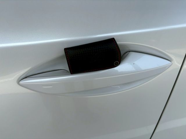 ★SUM模範店家★專業認證　★熱門休旅車款★里程保證　　★ACC自動跟車★盲點偵測　　　★一鍵啟動★倒車影像  第7張相片