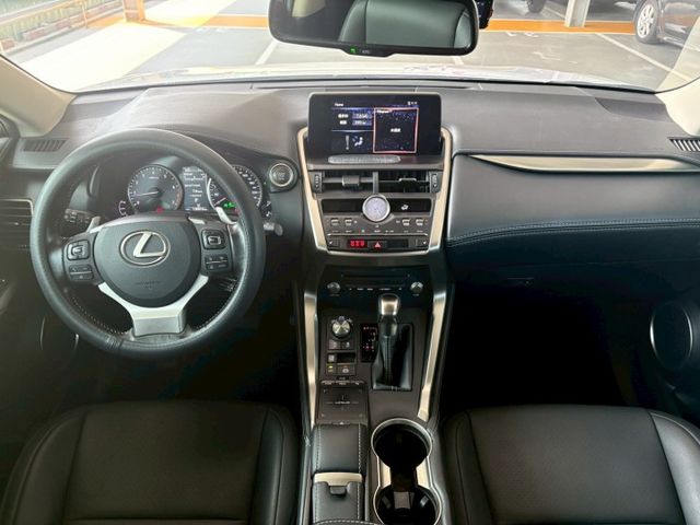 ★SUM模範店家★專業認證　★熱門休旅車款★里程保證　　★ACC自動跟車★盲點偵測　　　★一鍵啟動★倒車影像  第12張相片