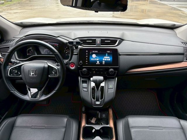 ★SUM模範店家★專業認證　★熱門休旅車款★里程保證　　★ACC自動跟車★全原廠保養　　　★一鍵啟動★倒車影像  第10張相片