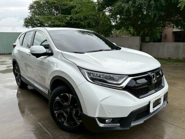 ★SUM模範店家★專業認證　★熱門休旅車款★里程保證　　★ACC自動跟車★全原廠保養　　　★一鍵啟動★倒車影像  第16張相片