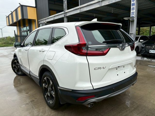 ★SUM模範店家★專業認證　★熱門休旅車款★里程保證　　★ACC自動跟車★全原廠保養　　　★一鍵啟動★倒車影像  第17張相片