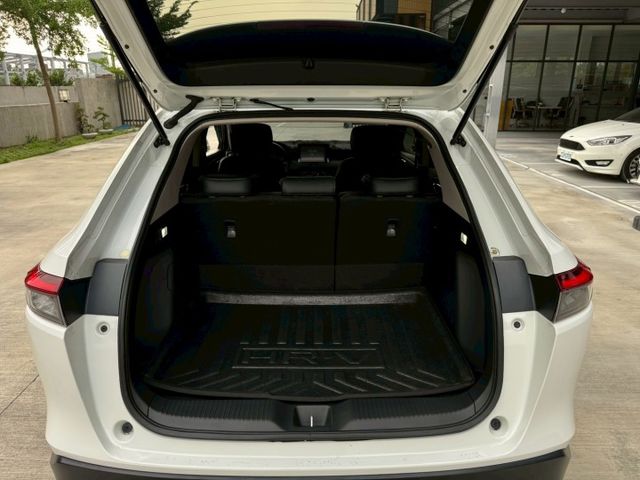 ★SUM模範店家★專業認證　★熱門休旅車款★里程保證　　★ACC自動跟車★免持鑰匙　　　★一鍵啟動★倒車影像  第19張相片