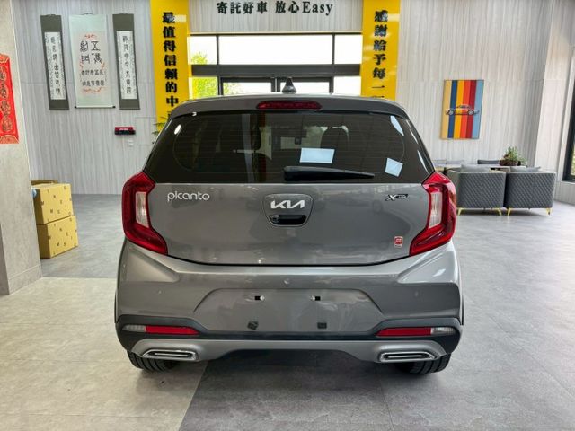 ★SUM模範店家★專業認證　★熱門五門掀背車款　　　　★里程保證★IKEY免持鑰匙　　　★定速巡航★原廠保固中  第17張相片