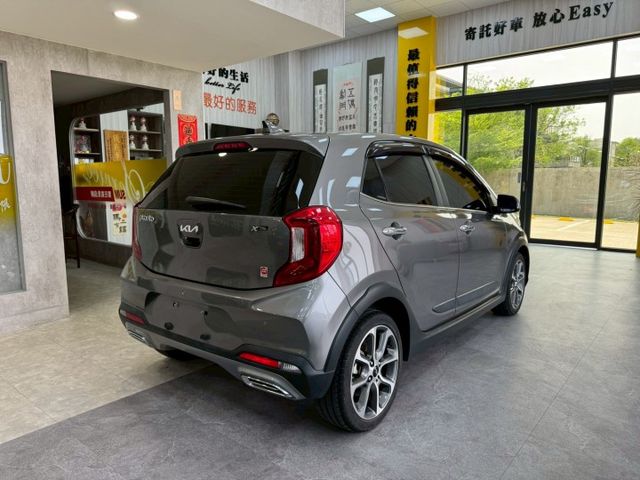 ★SUM模範店家★專業認證　★熱門五門掀背車款　　　　★里程保證★IKEY免持鑰匙　　　★定速巡航★原廠保固中  第18張相片