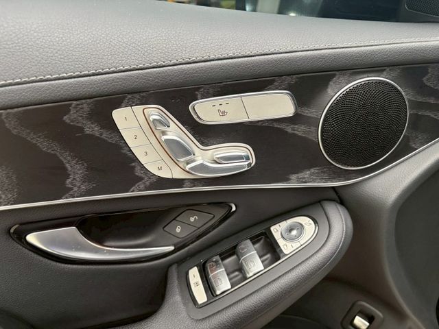 ★SUM模範店家★專業認證　★熱門休旅車款★里程保證　　★數位影音主機★盲點偵測　　　★一鍵啟動★倒車影像  第6張相片