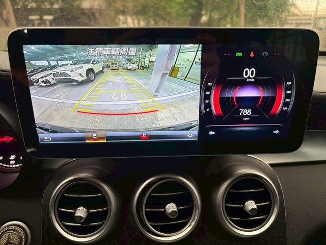 ★SUM模範店家★專業認證　★熱門休旅車款★里程保證　　★數位影音主機★盲點偵測　　　★一鍵啟動★倒車影像  第8張相片