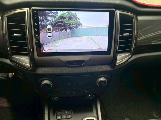 ★SUM模範店家★專業認證　★熱門越野車款★里程保證　　★IKEY免持鑰匙★定速巡航　　　★一鍵啟動★倒車影像  第6張相片