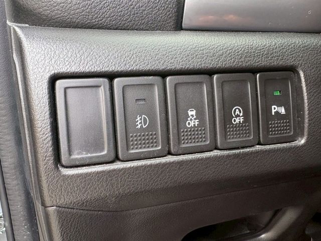 ★SUM模範店家★專業認證　★熱門休旅車款★里程保證　　★IKEY免持鑰匙★定速巡航　　　★一鍵啟動★倒車影像  第5張相片