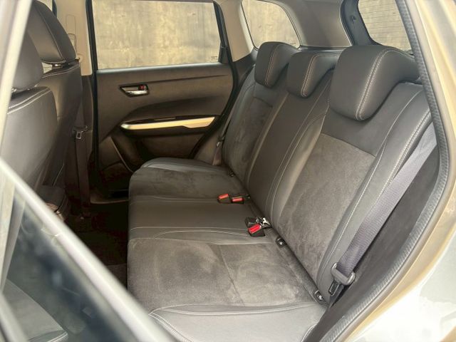 ★SUM模範店家★專業認證　★熱門休旅車款★里程保證　　★IKEY免持鑰匙★定速巡航　　　★一鍵啟動★倒車影像  第9張相片