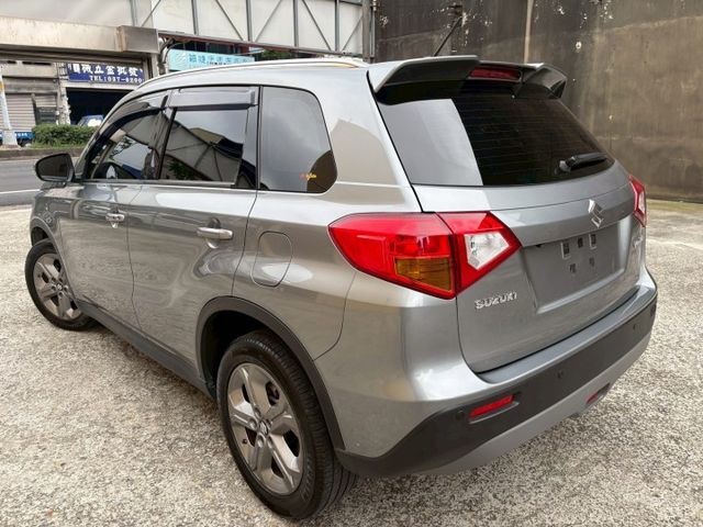 ★SUM模範店家★專業認證　★熱門休旅車款★里程保證　　★IKEY免持鑰匙★定速巡航　　　★一鍵啟動★倒車影像  第14張相片