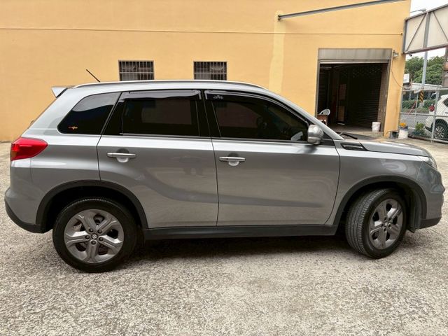 ★SUM模範店家★專業認證　★熱門休旅車款★里程保證　　★IKEY免持鑰匙★定速巡航　　　★一鍵啟動★倒車影像  第18張相片