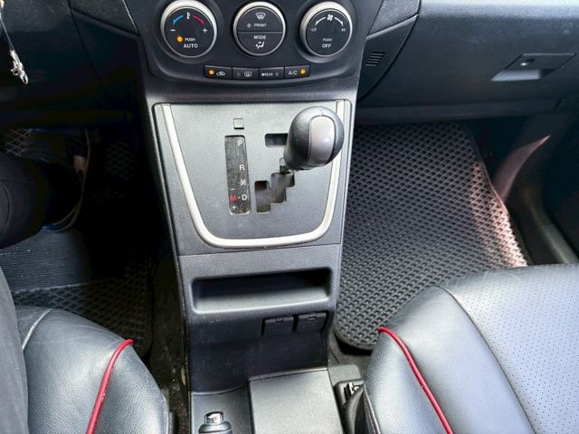 ★SUM模範店家★專業認證　★熱門七人座休旅車款　　　　★里程保證★大銀幕安卓機　　　★數位恆溫★倒車影像  第4張相片