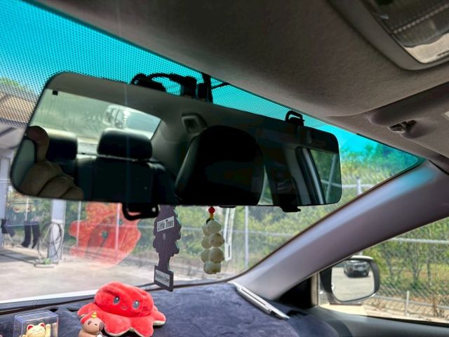 ★SUM模範店認證車　 　　　  ★熱門四門代步車　　　　　★里程保證★大銀幕安卓機　　　★保養便宜★好開耐操  第6張相片