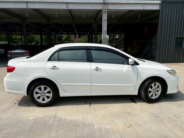 ★SUM模範店認證車　 　　　  ★熱門四門代步車　　　　　★里程保證★大銀幕安卓機　　　★保養便宜★好開耐操  第18張相片