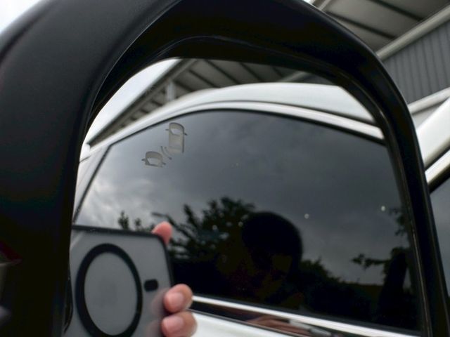 ★SUM模範店家★專業認證　★熱門休旅車款★里程保證　　★ACC自動跟車★BOSE音響　　　★電動尾門★倒車影像  第7張相片
