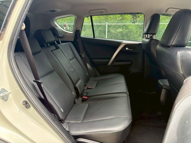 ★SUM模範店家★專業認證　★熱門休旅車款★里程保證　　★ACC自動跟車★免持鑰匙　　　★一鍵啟動★倒車影像  第11張相片