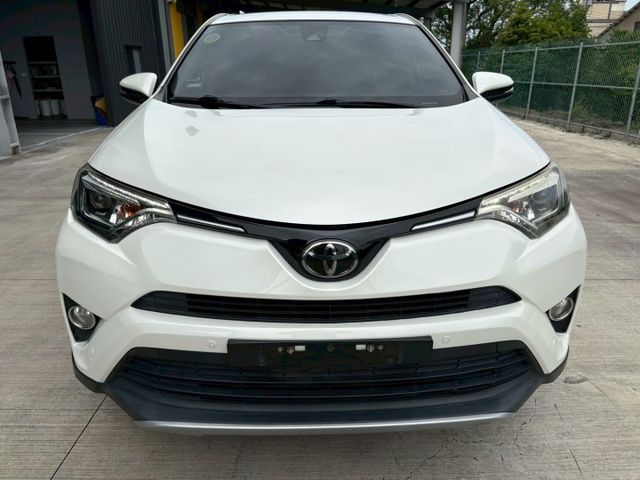 ★SUM模範店家★專業認證　★熱門休旅車款★里程保證　　★ACC自動跟車★免持鑰匙　　　★一鍵啟動★倒車影像  第12張相片