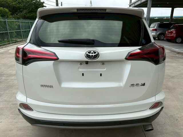 ★SUM模範店家★專業認證　★熱門休旅車款★里程保證　　★ACC自動跟車★免持鑰匙　　　★一鍵啟動★倒車影像  第15張相片