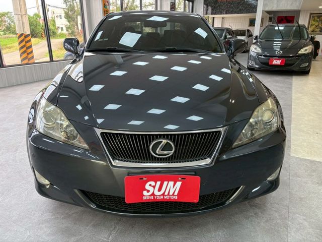 ★SUM模範店認證車　 　　　  ★熱門四門代步車　　　　　★里程保證★IKEY免持鑰匙　　　★方向盤換檔撥片★一鍵啟動  第12張相片