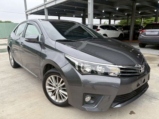 ★SUM模範店認證車　 　　　  ★熱門四門轎車款　　　　　★里程保證★IKEY免持鑰匙　　　★一鍵啟動★數位恆溫  第11張相片