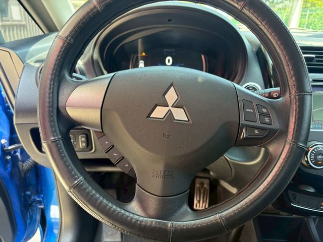 ★SUM模範店家★專業認證　★熱門五門掀背車款　　　　★里程保證★IKEY免持鑰匙　　　★定速巡航★倒車影像★盲點偵測  第7張相片