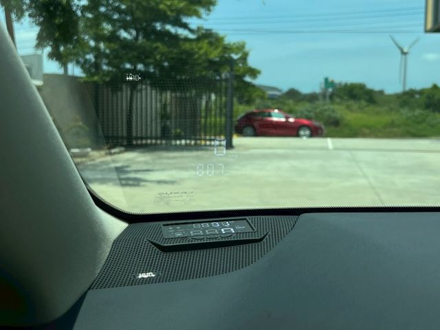 ★SUM模範店家★專業認證　★熱門休旅車款★里程保證　　★ACC自動跟車★盲點偵測　　　★一鍵啟動★倒車影像  第8張相片