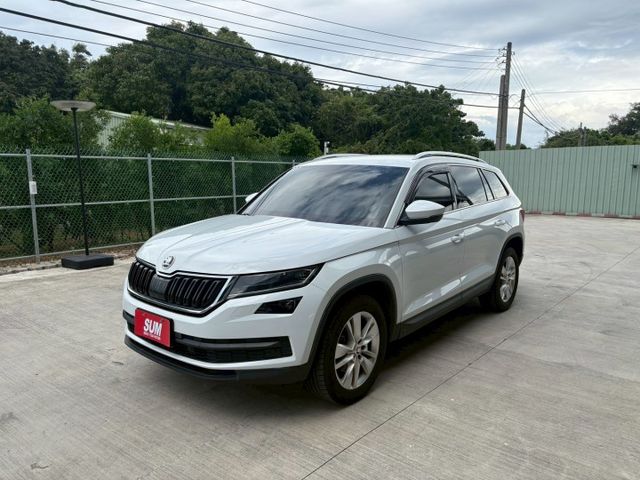 ★SUM模範店家★專業認證　★熱門休旅車款★里程保證　　★ACC自動跟車★盲點偵測　　　★一鍵啟動★倒車影像  第2張相片