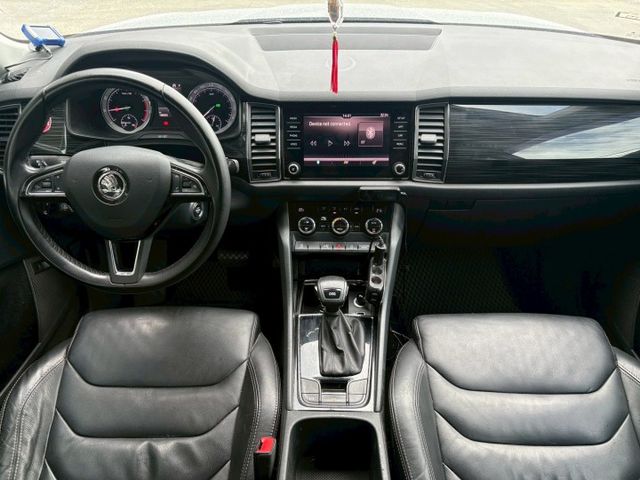 ★SUM模範店家★專業認證　★熱門休旅車款★里程保證　　★ACC自動跟車★盲點偵測　　　★一鍵啟動★倒車影像  第8張相片