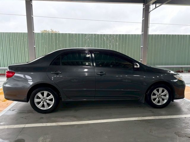 ★SUM模範店認證車　 　　　  ★熱門四門代步車　　　　　★里程保證★多功能數位影音　　　★數位恆溫★倒車影像  第19張相片