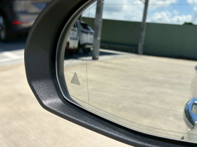 ★SUM模範店家★專業認證　★熱門旅行車款★里程保證　　★正副駕電動椅★ACC跟車　　　★數位儀錶板★倒車影像  第7張相片