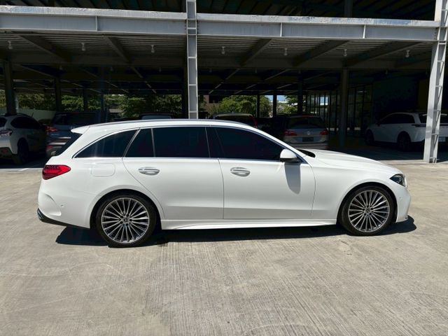 ★SUM模範店家★專業認證　★熱門旅行車款★里程保證　　★正副駕電動椅★ACC跟車　　　★數位儀錶板★倒車影像  第19張相片