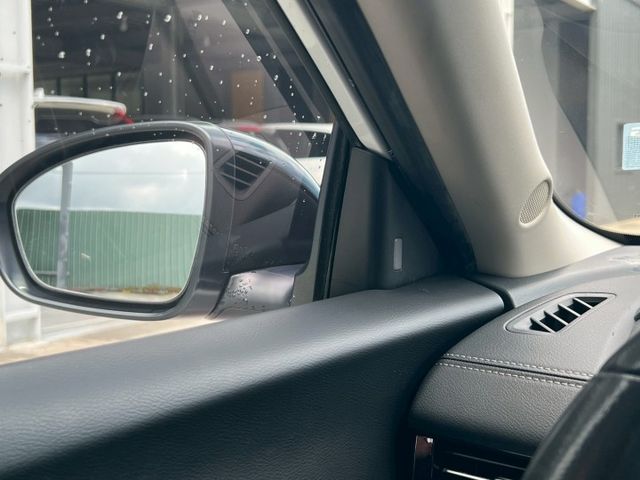 ★SUM模範店認證車　 　　　  ★熱門四門轎車款　　　　　★里程保證★ACC自動跟車　　　★免持鑰匙★360°環景  第8張相片