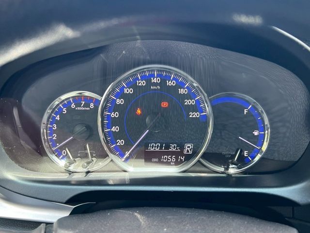 ★SUM模範店家★專業認證　★熱門五門掀背車款　　　　★里程保證★大銀幕安卓機　　　★倒車影像★保養維修便宜  第3張相片