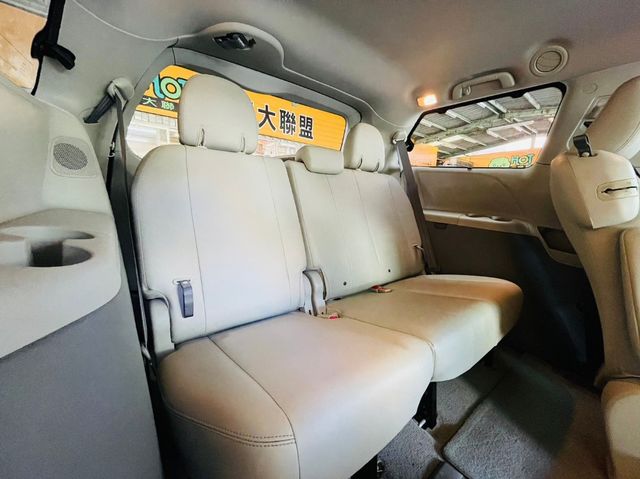 TOYOTA豐田 SIENNA  第9張相片