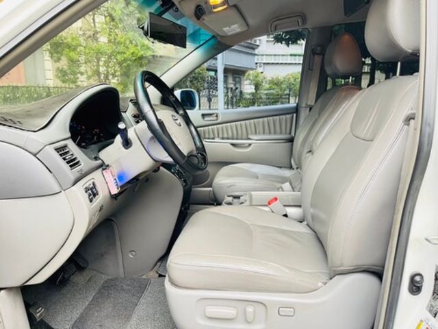 TOYOTA豐田 SIENNA  第9張相片