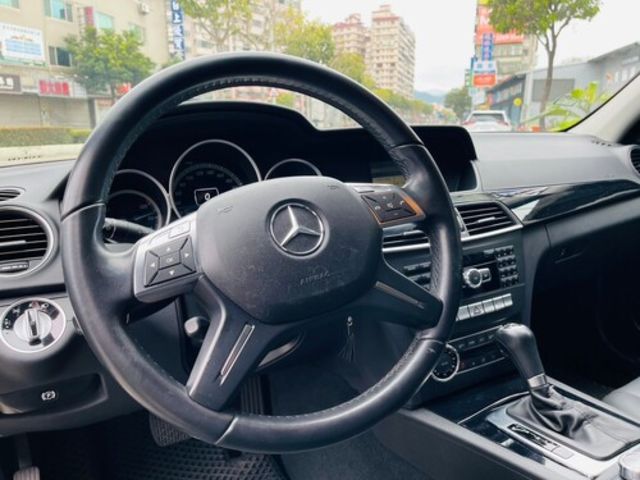 M-BENZ賓士 C200  第14張相片