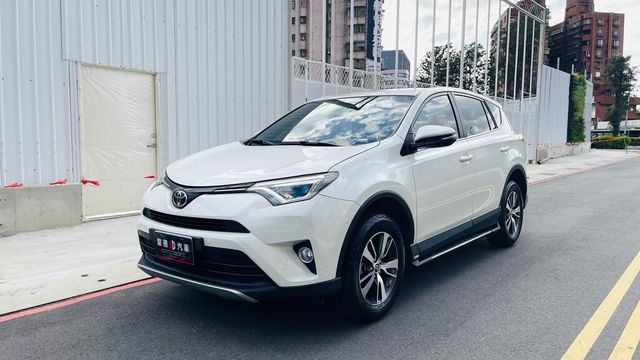 TOYOTA豐田 RAV4  第1張相片