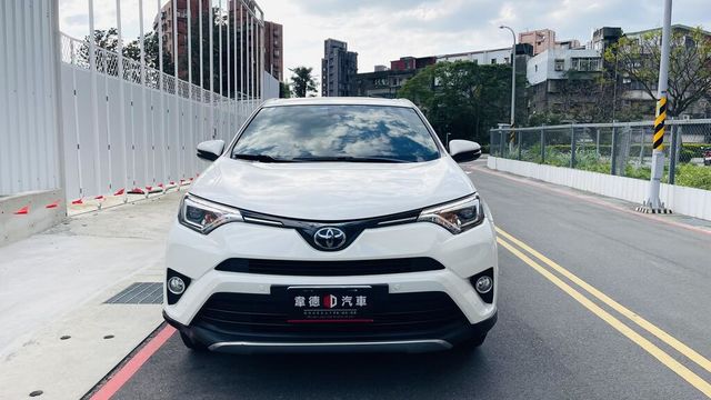TOYOTA豐田 RAV4  第2張相片