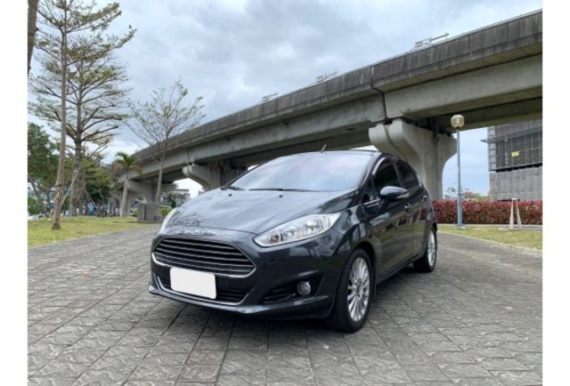 Ford FIESTA  第1張相片
