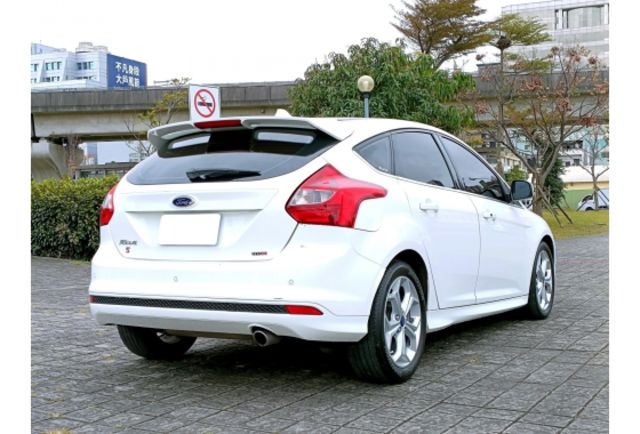 Ford FOCUS  第4張相片