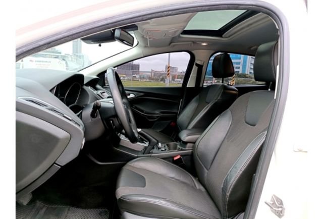 Ford FOCUS  第6張相片