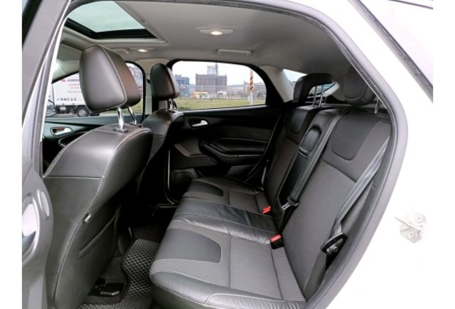Ford FOCUS  第7張相片