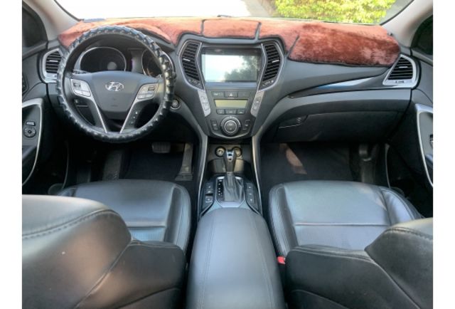 Hyundai SANTAFE  第7張相片