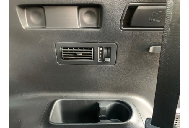 Hyundai SANTAFE  第11張相片