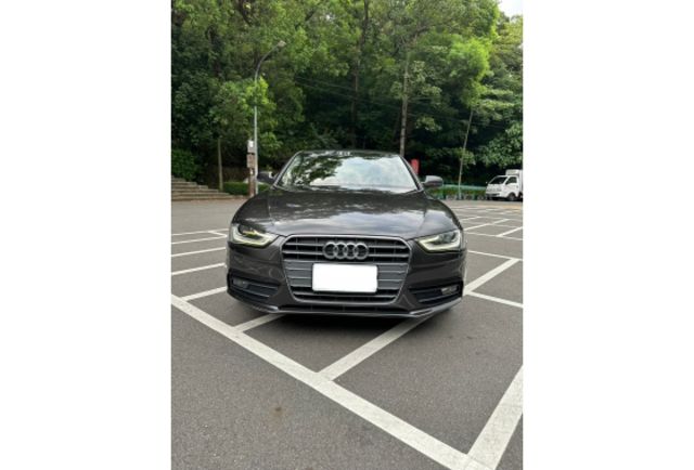 Audi A4  第2張相片