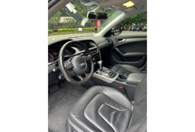 Audi A4  第10張相片