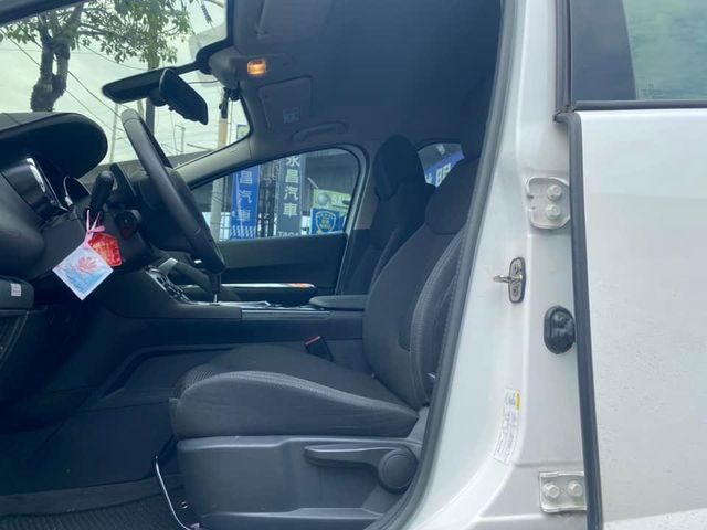 一手車 省油省稅  第6張相片